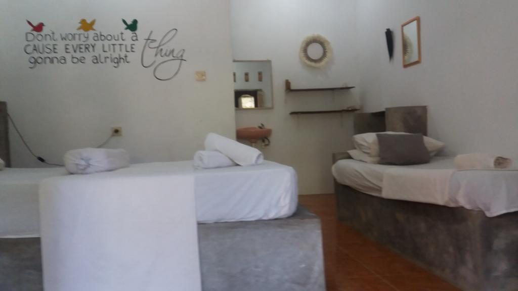 Three Little Birds Homestay Gili Trawangan Eksteriør billede